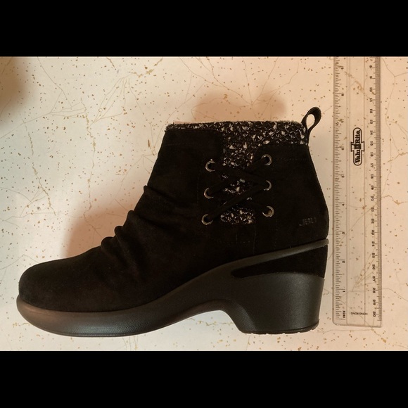 JBU by Jambi black faux fur-lined ankle boot - Picture 3 of 4